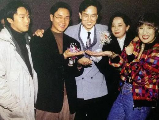 1992《家有喜事》,张国荣、周星驰惊艳表演,为何成影史经典?