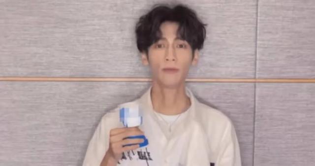 天呐罗云熙增肥成功了，脸颊饱满柔和，颜值回春，状态恢复巅峰了