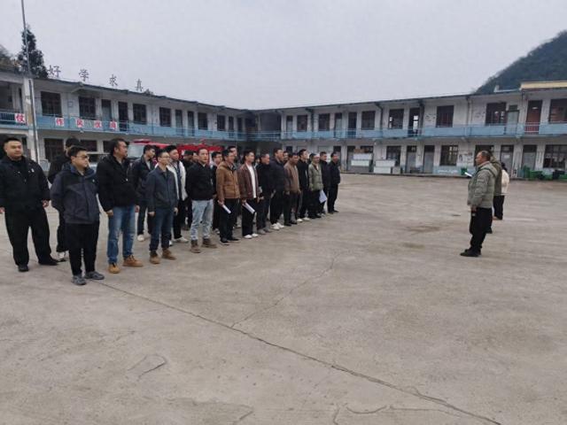 共筑安全“防火墙”!清镇市暗流镇开展消防应急培训