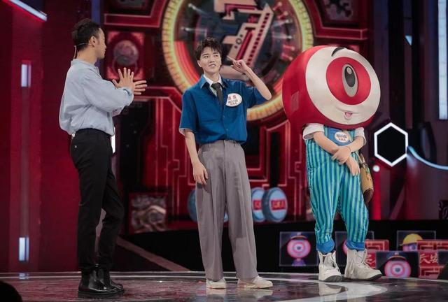 他一开口,尼格买提都插不上话!重庆音乐广播知名DJ海风登上央视实力圈粉