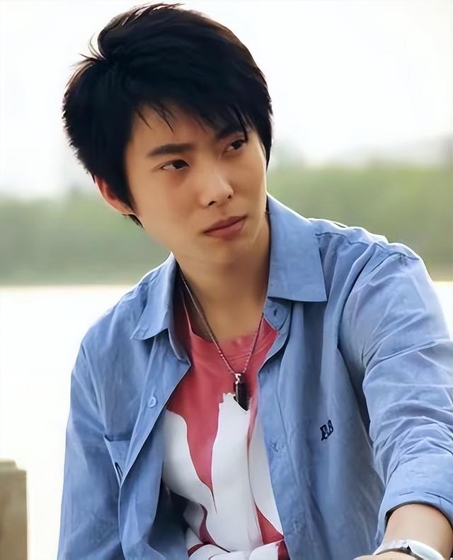 李成儒儿子李大海：沧桑的母亲，无情的父亲，如今40岁不敢结婚