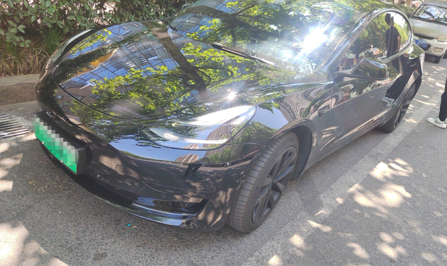 使用时长两年半,这辆特斯拉Model 3报价14万,是个好选择吗?
