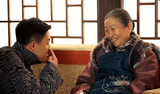 新凤霞事件反转!老戏骨含泪诉说55年前真相,难怪张少华不认账