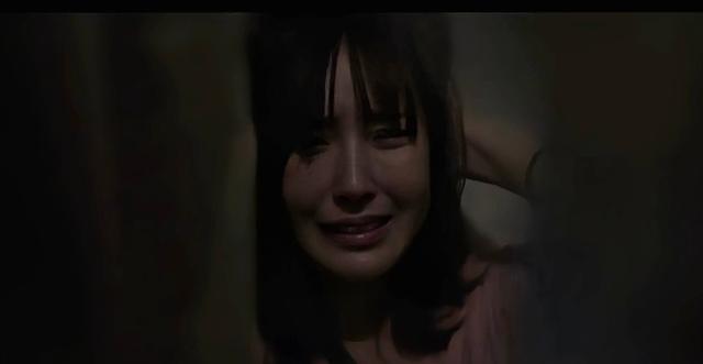 韩国风情电影《美景之屋3》:屋顶下的爱情窥探与现代人心灵探索