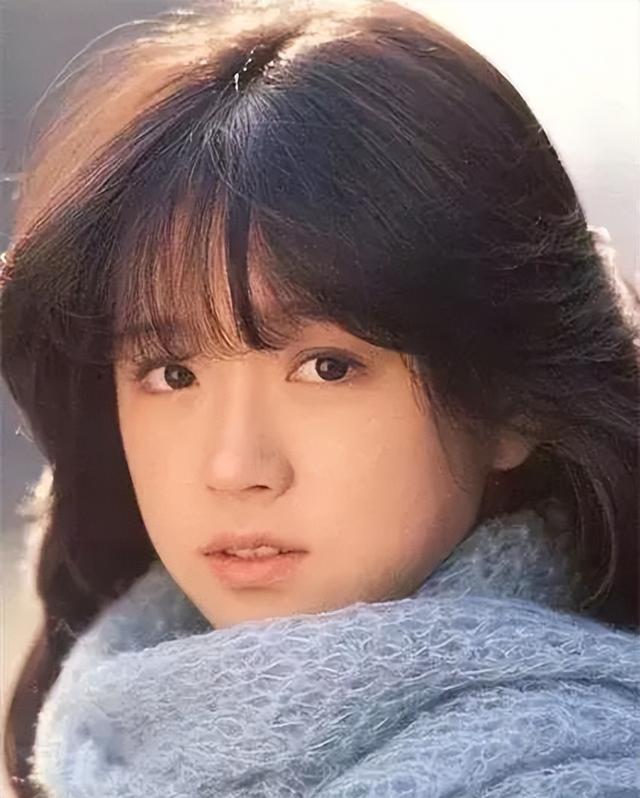清冷美人中森明菜:替出轨的男友道歉,59岁没结婚,依然很漂亮