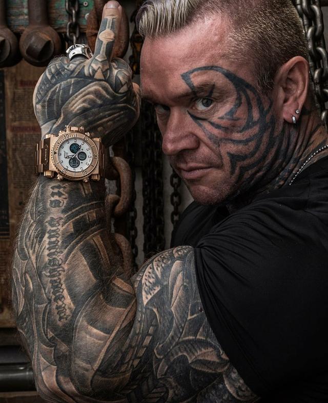 健美传奇人物:李牧师Lee Priest