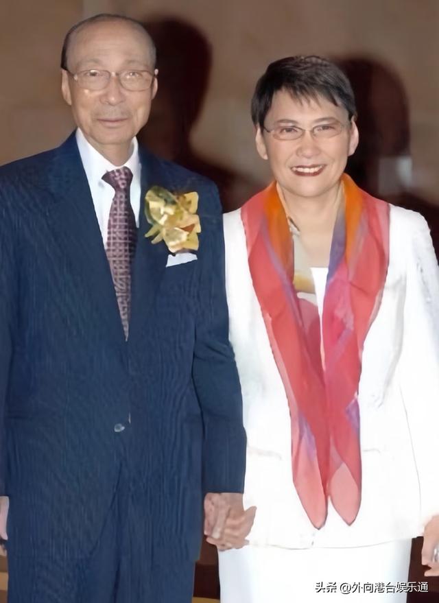 前TVB员工批老东家变相减薪,历数近20年高层功过是非