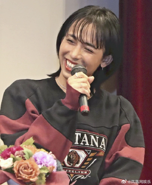 日本艺人比嘉龙二自杀,一天前才陪5岁儿子庆生,因想做女人被骂