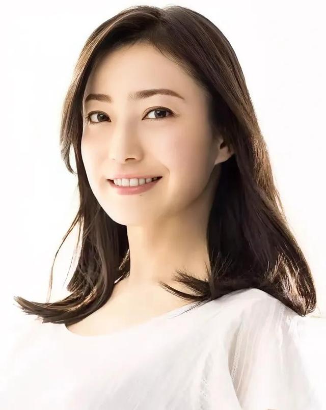 日本十位70后美熟女明星,有没有喜欢的她?