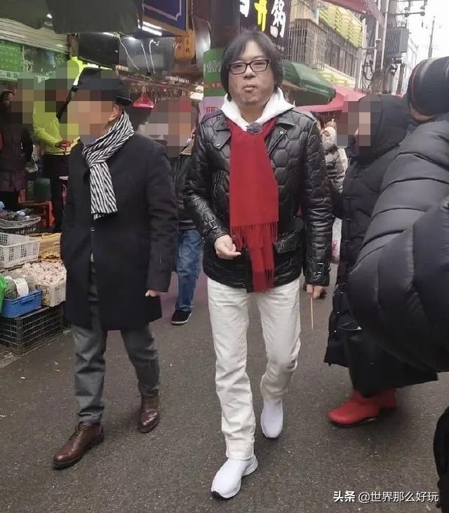 高晓松现身海口,瘦成小鲜肉,生图却被曝光相差大,装嫩成瘾