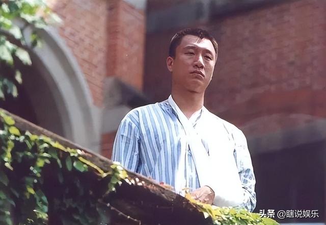 孙红雷曾经火遍亚洲,为何沦落到三年无戏可拍,现在他在干什么?