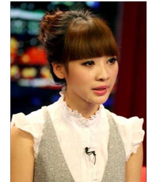 柳岩：得罪过陈凯歌、父亲母亲自己都患癌，44岁穿上衣服无人敢娶