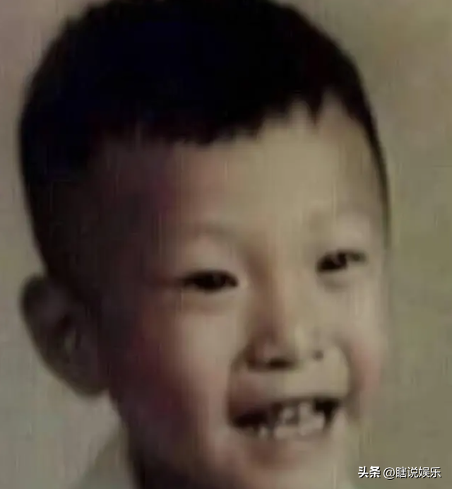 孙红雷曾经火遍亚洲,为何沦落到三年无戏可拍,现在他在干什么?