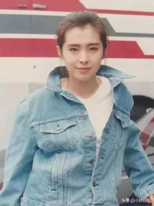王祖贤早期电影《法中情》模特姐姐被摄影师强暴后,妹妹也被侵犯
