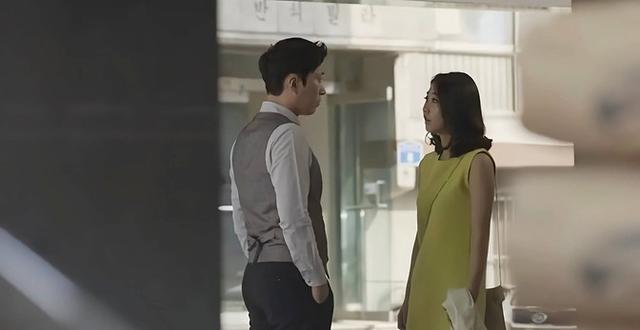 韩国风情电影《美景之屋3》:屋顶下的爱情窥探与现代人心灵探索