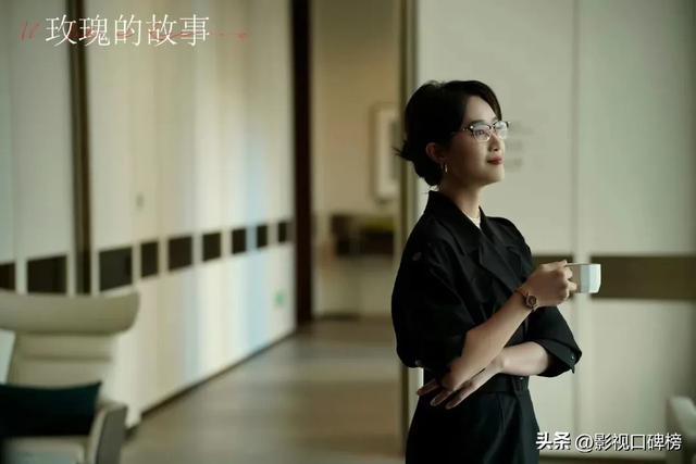 演完刘亦菲好友,又演佟大为老婆,34岁“野心家”蓝盈莹赢麻了!