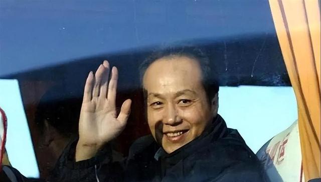 罗京生命的弥留之际:吃药靠麻醉剂,结果抢救40分钟无效