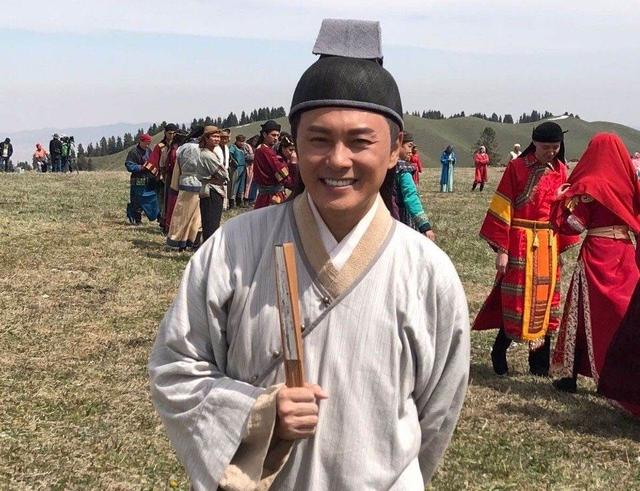 太拼！56岁TVB艺人曹永廉为养家不停拍戏，心肾都出问题剧痛住院