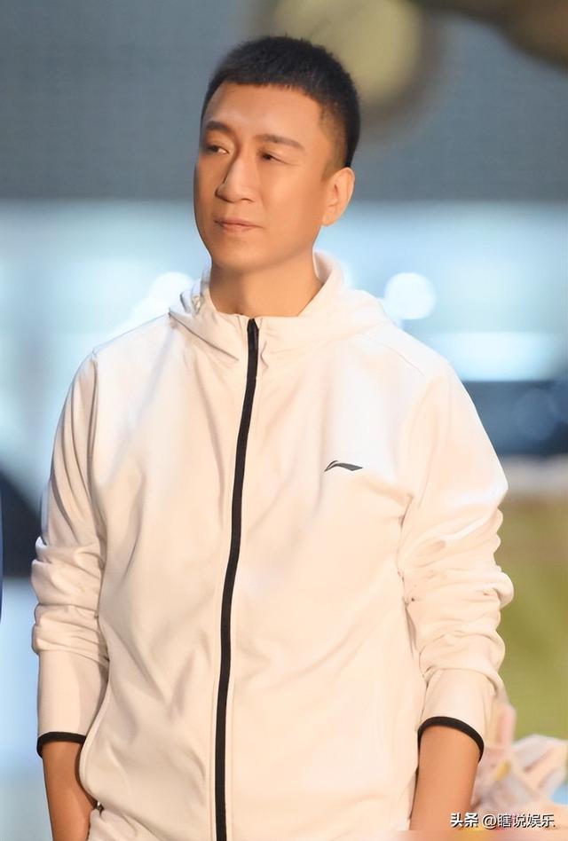 孙红雷曾经火遍亚洲,为何沦落到三年无戏可拍,现在他在干什么?