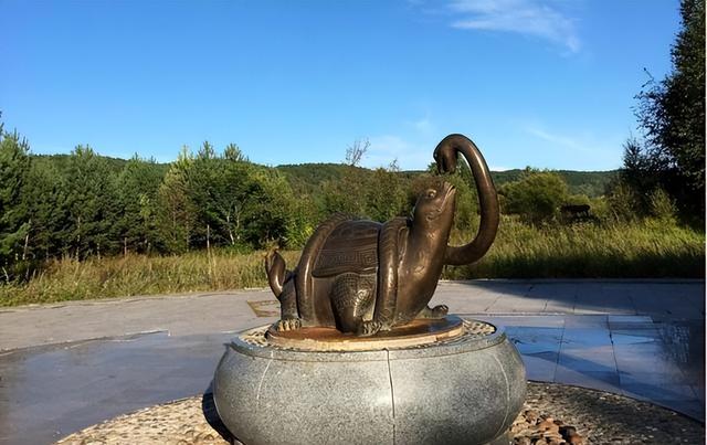 左青龙、右白虎、前朱雀、后玄武?最早的四灵中,其实并没有白虎