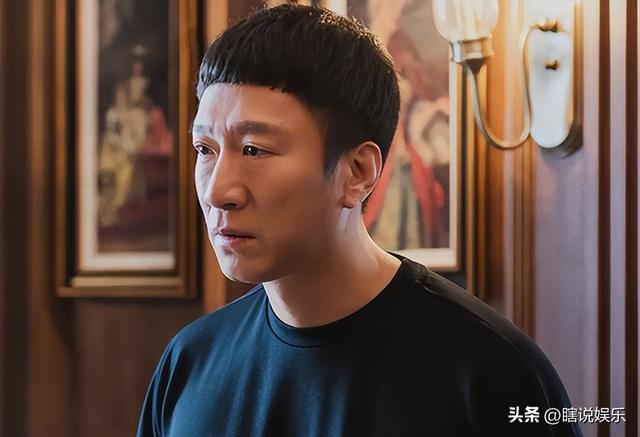 孙红雷曾经火遍亚洲,为何沦落到三年无戏可拍,现在他在干什么?