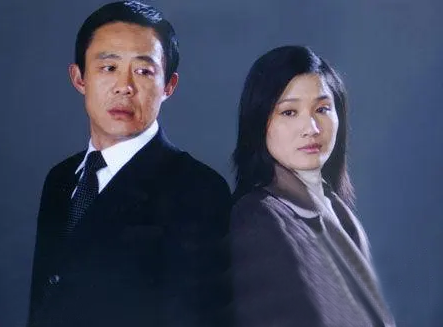 著名演员潘雨辰:与侯勇离婚后,染霜的玫瑰带泪开