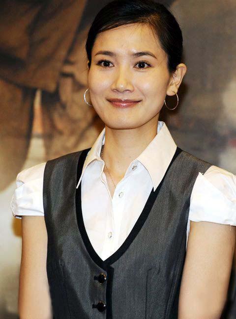 著名演员潘雨辰:与侯勇离婚后,染霜的玫瑰带泪开