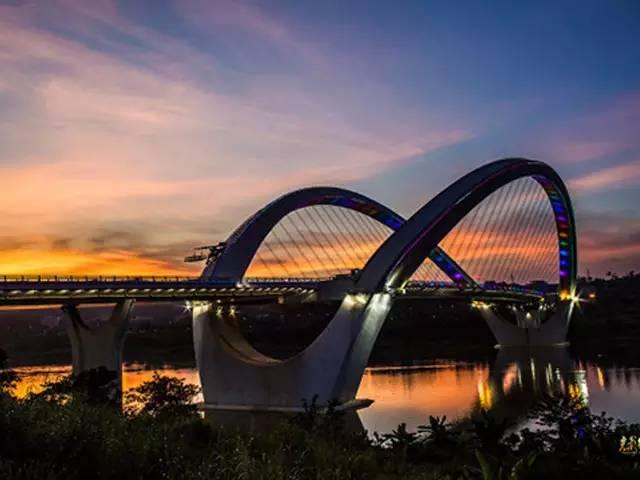 南宁良庆大桥正式通车！横跨邕江竟有这么多桥！你走了几座？