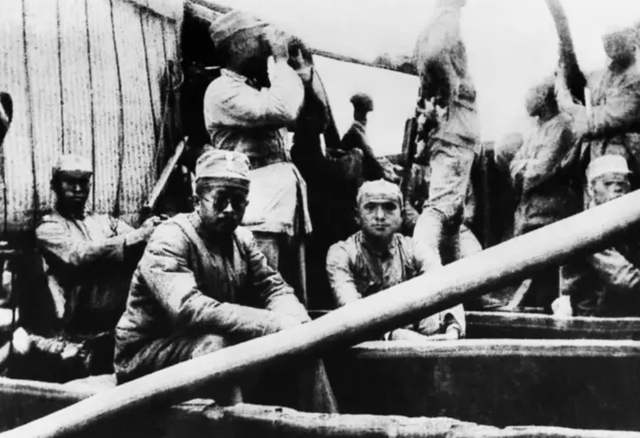 任弼时和陈琮英,从包办婚姻到红色伉俪,生育9儿女只留下4人