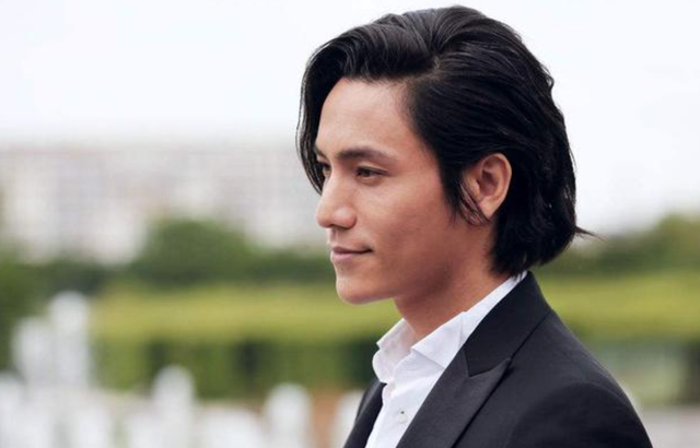 陈坤:拿耳机怒砸谢霆锋,儿子生母成迷,真是当年19岁的小保姆?