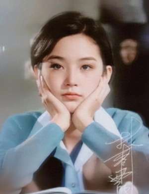 巫行云(看了林青霞，和12位顶级美女的合影，李安说的话我终于相信了)