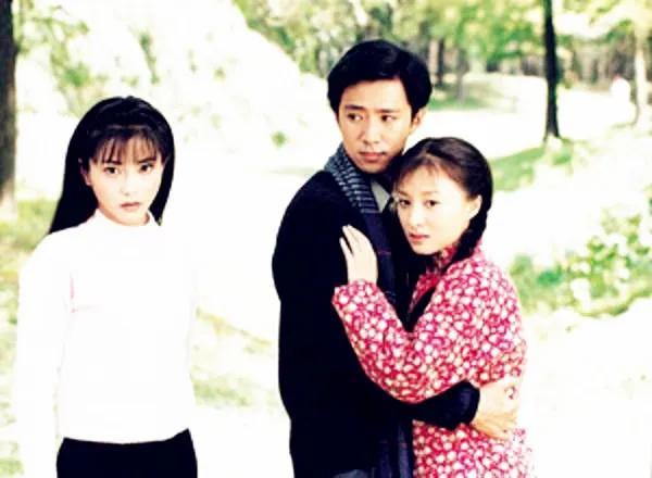 《情深深雨蒙蒙》：尔豪女朋友方瑜，雪姨为何不敢乱发脾气？