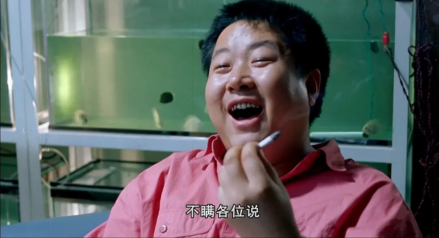 怀旧好片《站直啰,别趴下》,三家人的纠葛展现了阶级斗争的变化