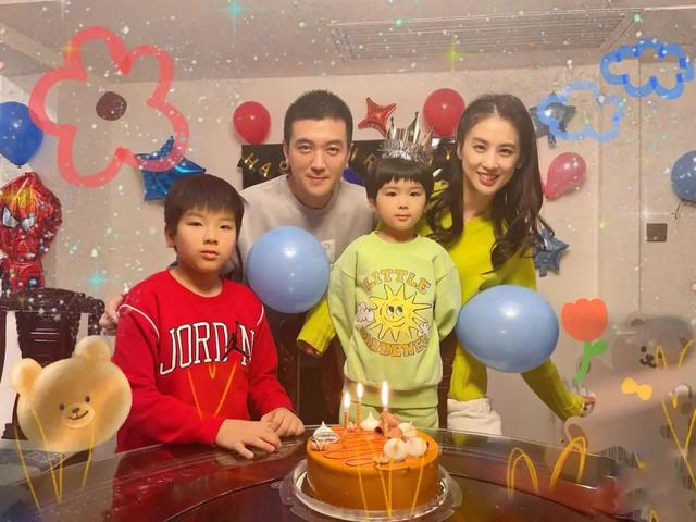 《我们的爸爸》官宣嘉宾,杨子、许昕加盟,吴尊再带女儿登综艺