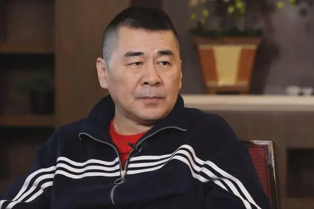 伸舌头、嘴亲肿，“中老年”演员吻戏不忍直视，一个比一个辣眼睛