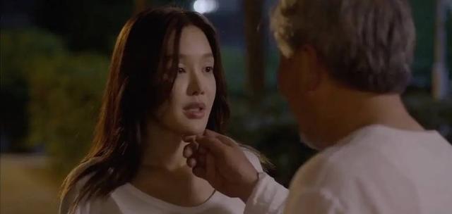 泡菜国尺度片《女人的战争之肮脏的交易》:情与法的深渊探索与人