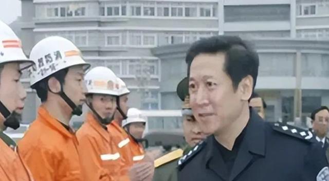 从辉煌到堕落:少帅郑少东的权利与贪腐之路