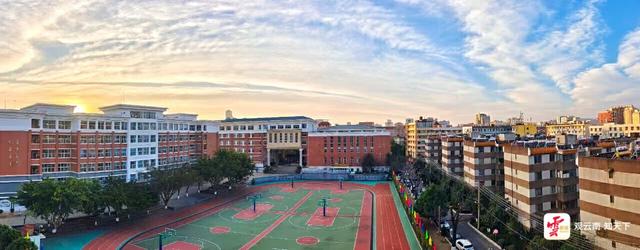 “守望云心”校长访谈丨云南大学附属中学:用心育守护学生的心灵之花