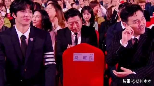 马丽获奖感言引热议,被质疑内涵赵丽颖是营销咖,微博评论区沦陷