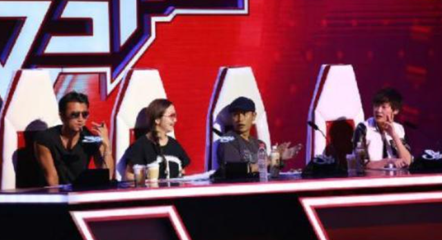 陈坤:拿耳机怒砸谢霆锋,儿子生母成迷,真是当年19岁的小保姆?