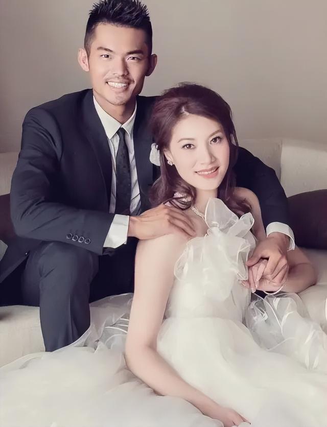 林丹出轨8年，谢杏芳眼中爱意全无，被我们严重低估了