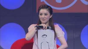 金铭小时候(8岁凭“小婉君”成名,未满20岁成北大学霸,金铭的人生太清醒)