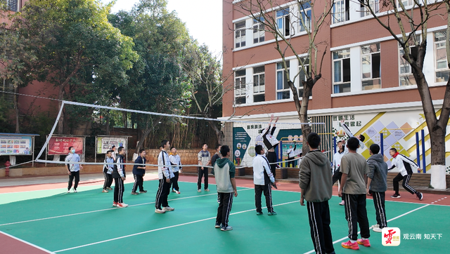 “守望云心”校长访谈丨云南大学附属中学:用心育守护学生的心灵之花