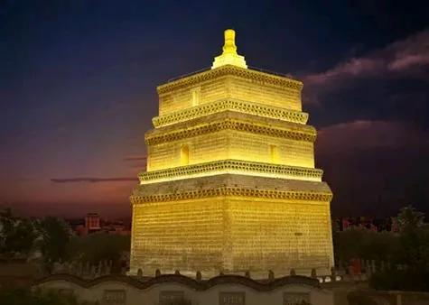 开封古塔传奇：铁塔与繁塔的千年对话，谁才是历史的真正高峰？
