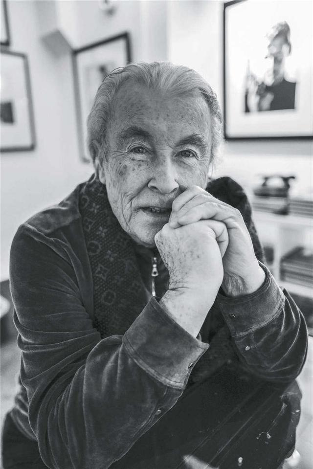 披头士，碧姬·芭铎，艾米·怀恩豪斯……这位拍遍顶级明星的老头离开了