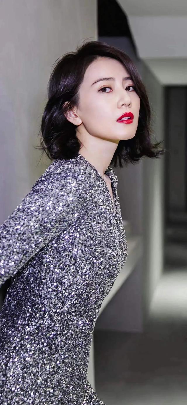 俺的女神高圆圆高清无水印性感壁纸美图大放送