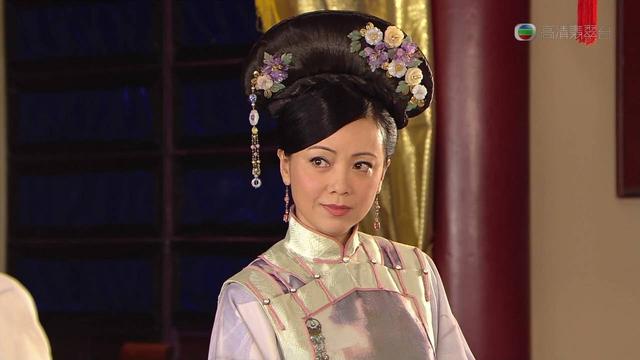 明明是同一个演员,可在续集里像换了张脸,令妃颜值前后变化好大