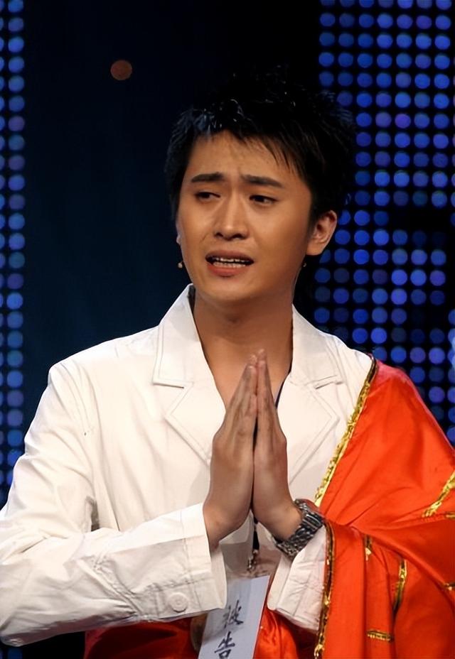 同样是央视主持人,颜值才艺具备,为何杨帆红不过尼格买提呢?