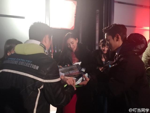 [BigBang][新闻]160508 《失控·幽灵飞车》完美杀青！与崔演员相约影院吧！