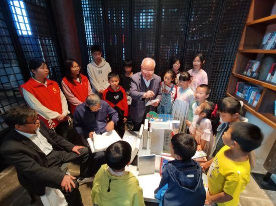 徽州区:开展“耕读共创美好 书香润满徽州”主题活动